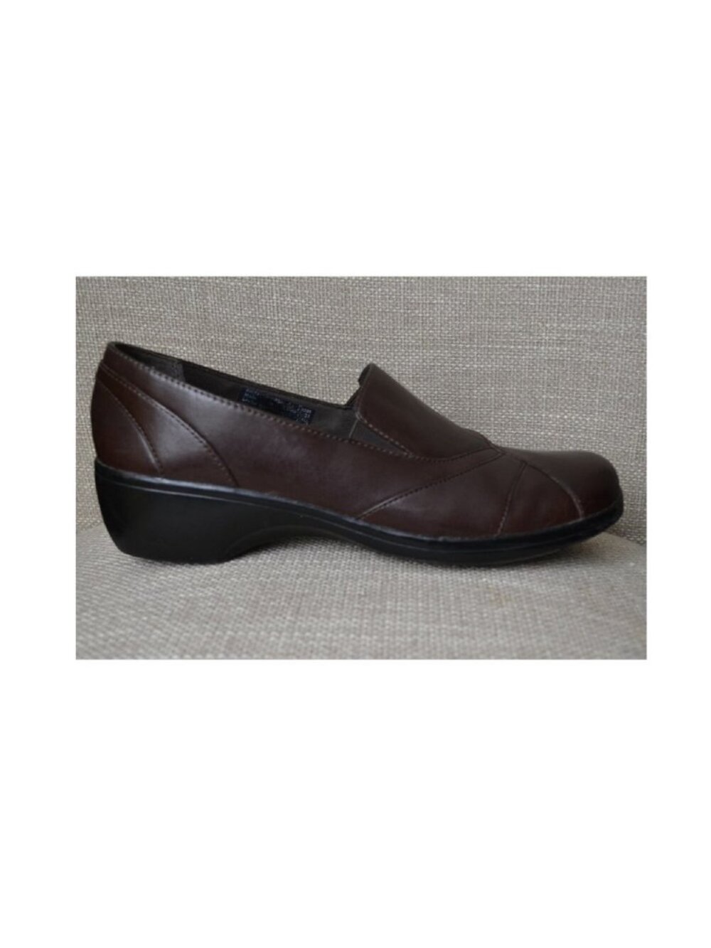 Clarks Women's Dark Brown Leather Loafers Slip-on Size 9M